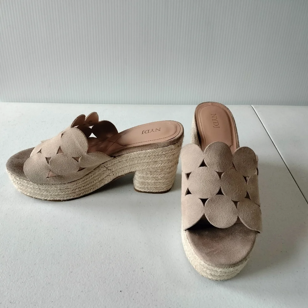 NYDJ Helene Beige Sand Platform Heel Espadrille Slide Sandals 8.5 Vacation Artsy